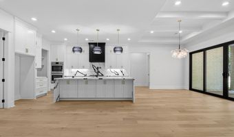 1054 Sungate Dr, Alexander, AR 72002