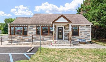 484 N DUPONT Hwy, Dover, DE 19901