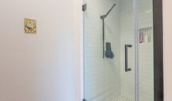 10 Almar Dr, Bethel, CT 06801
