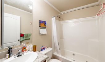 306 G St, Buffalo, WY 82834