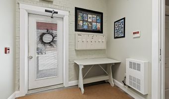 24 Pleasant St, Bangor, ME 04401