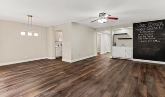 6101 EDSALL Rd 312, Alexandria, VA 22304