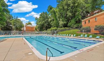 10607 MONTROSE Ave M-202, Bethesda, MD 20814