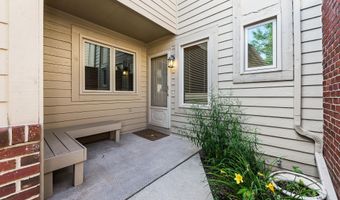 128 Ponds View Dr, Ann Arbor, MI 48103