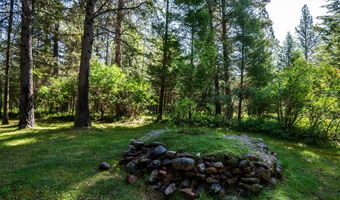 18350 Violet Ln, Bonner, MT 59823