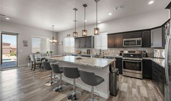 2921 Steamboat Dr, Bullhead City, AZ 86429