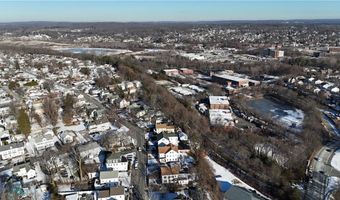 149 Front St, Lincoln, RI 02865