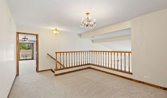 1133 N Thatcher Ln, Addison, IL 60101