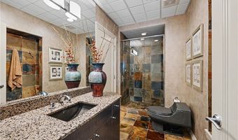 520 Bristol Dr, Aurora, OH 44202
