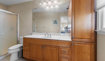 329 ESSEX Ave, Beach Haven, NJ 08008