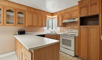 515 S 11TH St, Belen, NM 87002