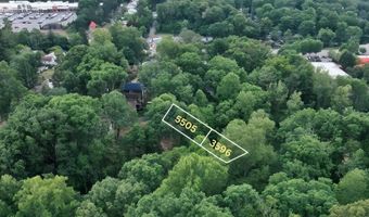 99999 Knauth Rd, Asheville, NC 28805