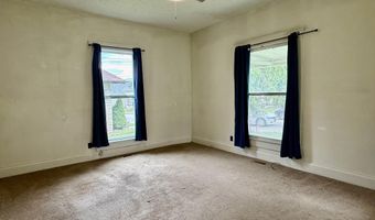 921 Lincoln Ave, Bedford, IN 47421
