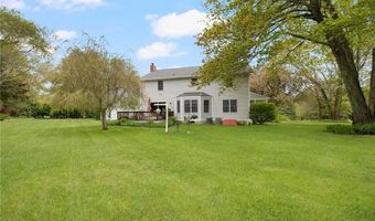 34 Finch Ln, North Kingstown, RI 02874