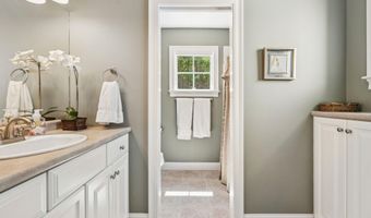73 Pipers Point Ln, Alton, NH 03809