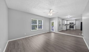 2392 Minerva Park Pl, Columbus, OH 43229