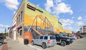 108 W 1st, Dyersville, IA 52040