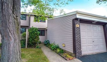 1104 Netherton Ct, Amherst, NY 14051