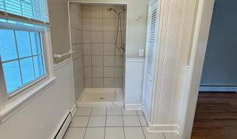 225 B DEWEY Dr #B, Annapolis, MD 21401