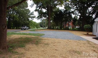 24674 Saint Martin Rd, Albemarle, NC 28001