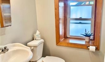 20 Lee Ave 2, Newport, RI 02840