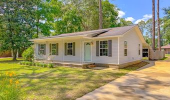 1409 Woodland Dr, Bainbridge, GA 39819