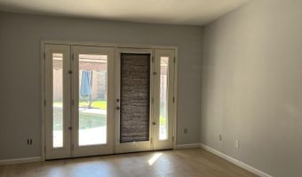 1221 W SHAWNEE Dr, Chandler, AZ 85224