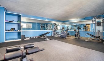2211 Ala Wai Blvd 2504, Honolulu, HI 96815