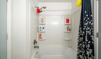 2136 Palisades Dr, Blakeslee, PA 18610