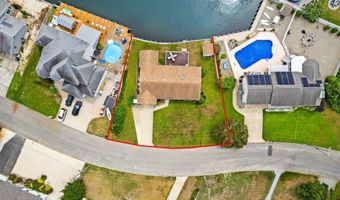 12 E Longport Ave, Bayville, NJ 08721
