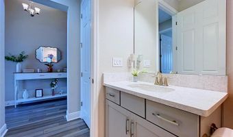 6290 ROADSTEAD Ct, Apollo Beach, FL 33572