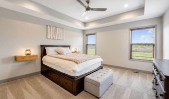 16030 Craig St, Basehor, KS 66007