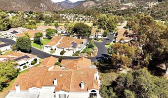 8981 Circle R Vw, Escondido, CA 92026