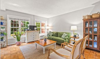 3414 GUNSTON Rd 733, Alexandria, VA 22302