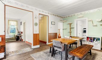 712 S MAIN St, Abingdon, IL 61410