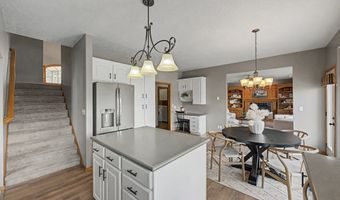 610 NE Bristol Dr, Ankeny, IA 50021