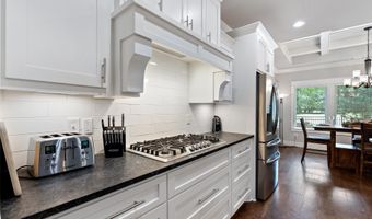 5304 Bentwater Dr, Alexander, AR 72002
