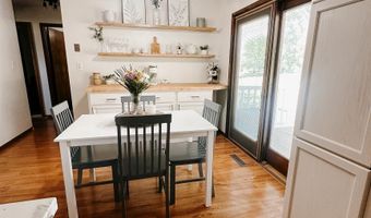 510 N Vine St, Agency, IA 52530