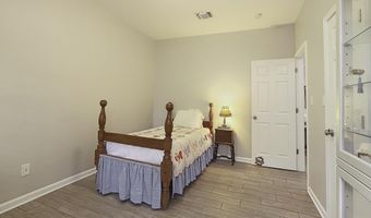 7894 N Jefferson Place Blvd #8-B, Baton Rouge, LA 70809