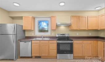 5 Elmore St, Asheville, NC 28804