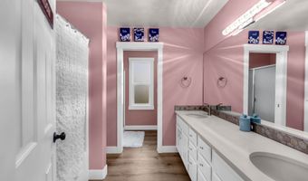 8805 NE 179TH St, Battle Ground, WA 98604