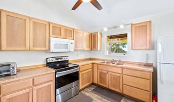 44-3131 MAMANE St A, Honokaa, HI 96727