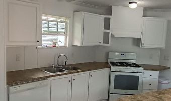 411 S Grover Ave, Alma, MI 48801