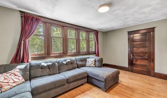 1228 W LAWRENCE St, Appleton, WI 54914