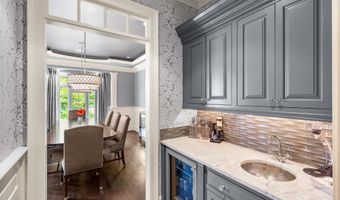 43 Newfane Rd, Bedford, NH 03110