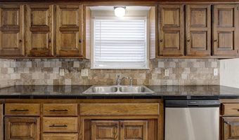 3108 N Glade Ave, Bethany, OK 73008
