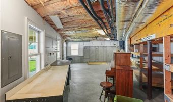 99 Boyce Ave, Barrington, RI 02806