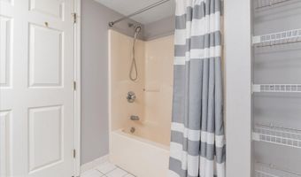 936 BAY RIDGE Ave 106, Annapolis, MD 21403
