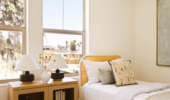 167 E Palm St, Altadena, CA 91001