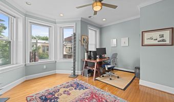 15 SEATON Pl NE 2, Washington, DC 20002